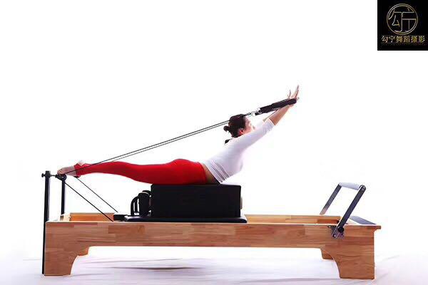 威思丽瑜伽培训